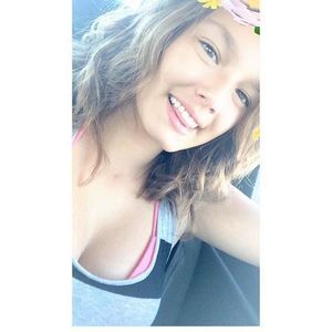 Meet your Posher, Alexis